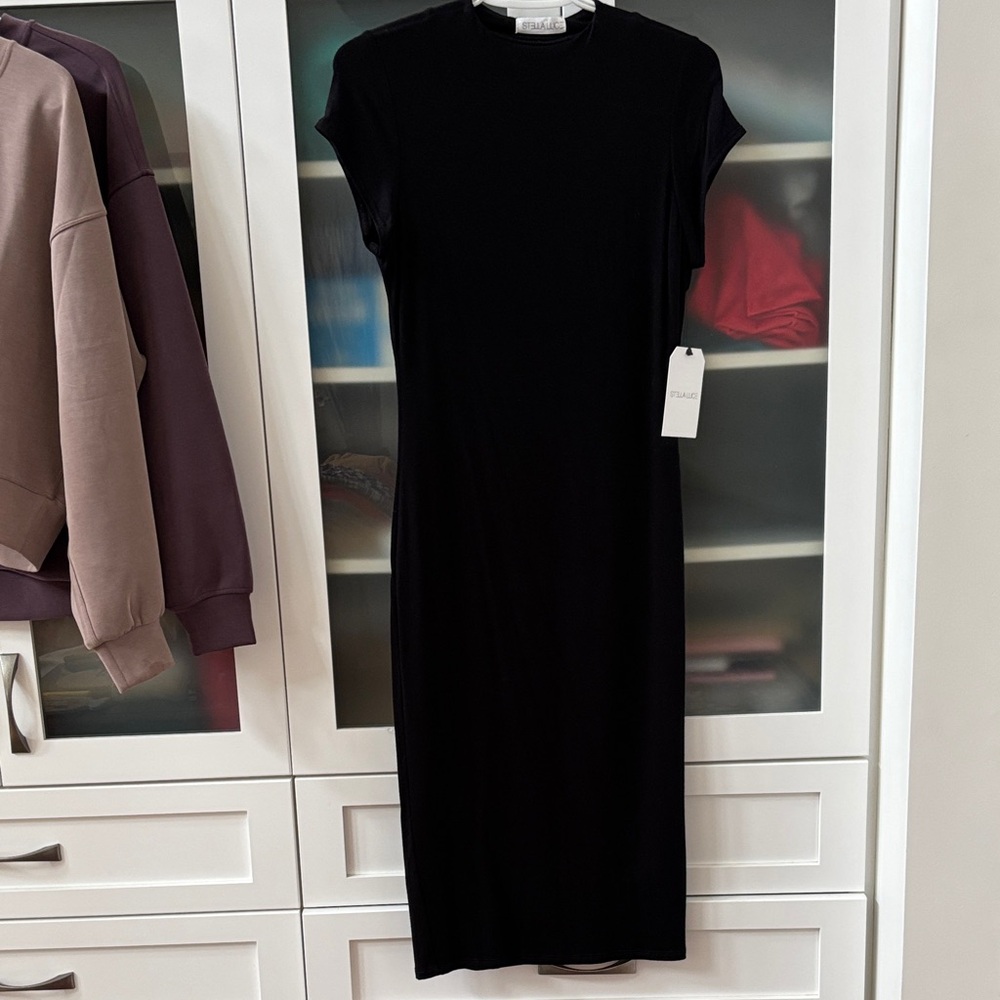Stella Luce Black Maxi Dress SZ M NWT🖤